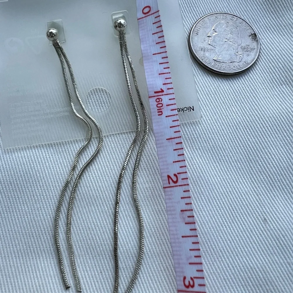 H&M Silver Dangle Earrings - Picture 1 of 3